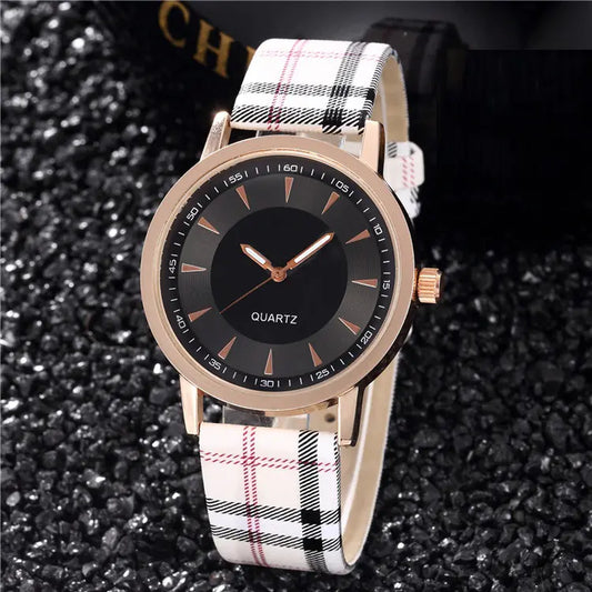 Fashion Women's Belt Watches - Hot Selling Style