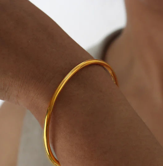 Women's Gold Stainless Steel Ancient Heritage Bracelet